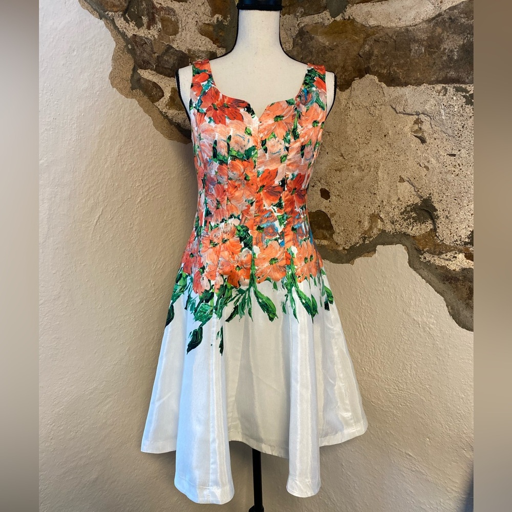 CB Vibrant Floral & White Dress Women’s Size 6